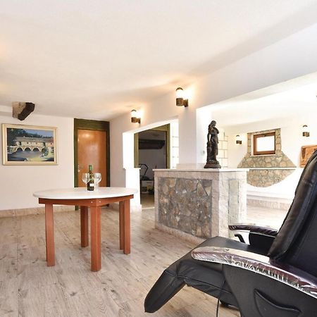 Nice Home In Grab With Wifi Exteriér fotografie
