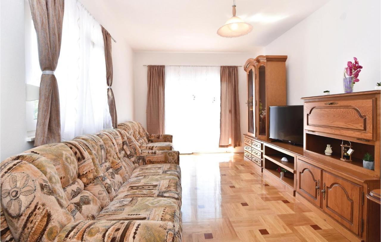 Nice Home In Grab With Wifi Exteriér fotografie
